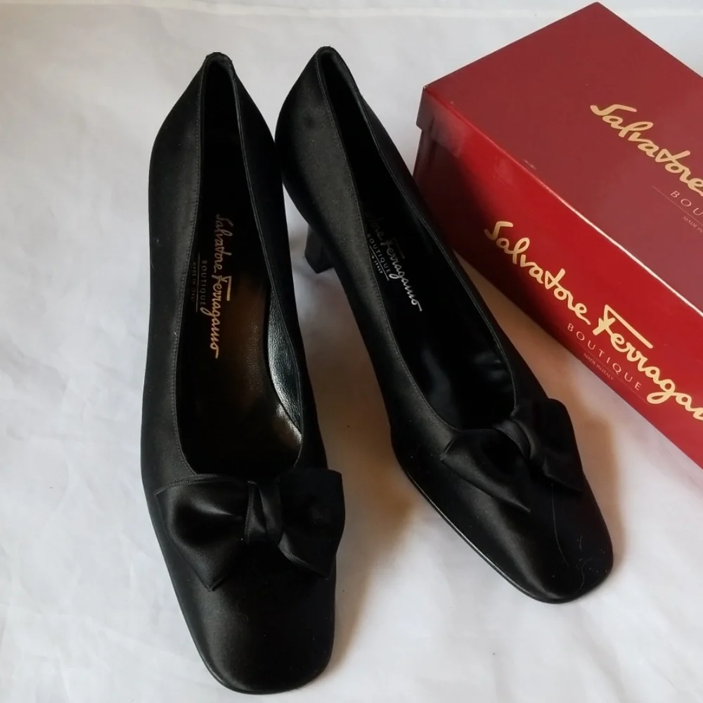 Salvatore Ferragamo Black Heels - Picture 1 of 7